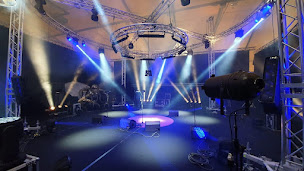 Photo n°2 de Imedia à Châteauroux (Agence de location de matériel)