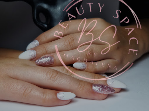 Beauty Space by Magdalena