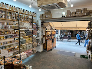 Photo n°11 de Atelier du Sel Camargue à Saintes-Maries-de-la-Mer (Magasin d'alimentation naturelle)