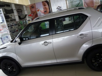 Photos of Indomobil Nissan Datsun Kendari
