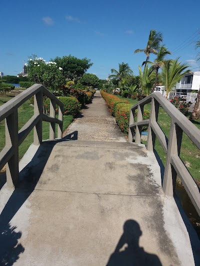 Photos of RAFAEL CALVO Park