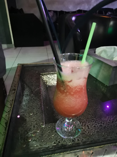 Manhattan Café Lounge-Shisha