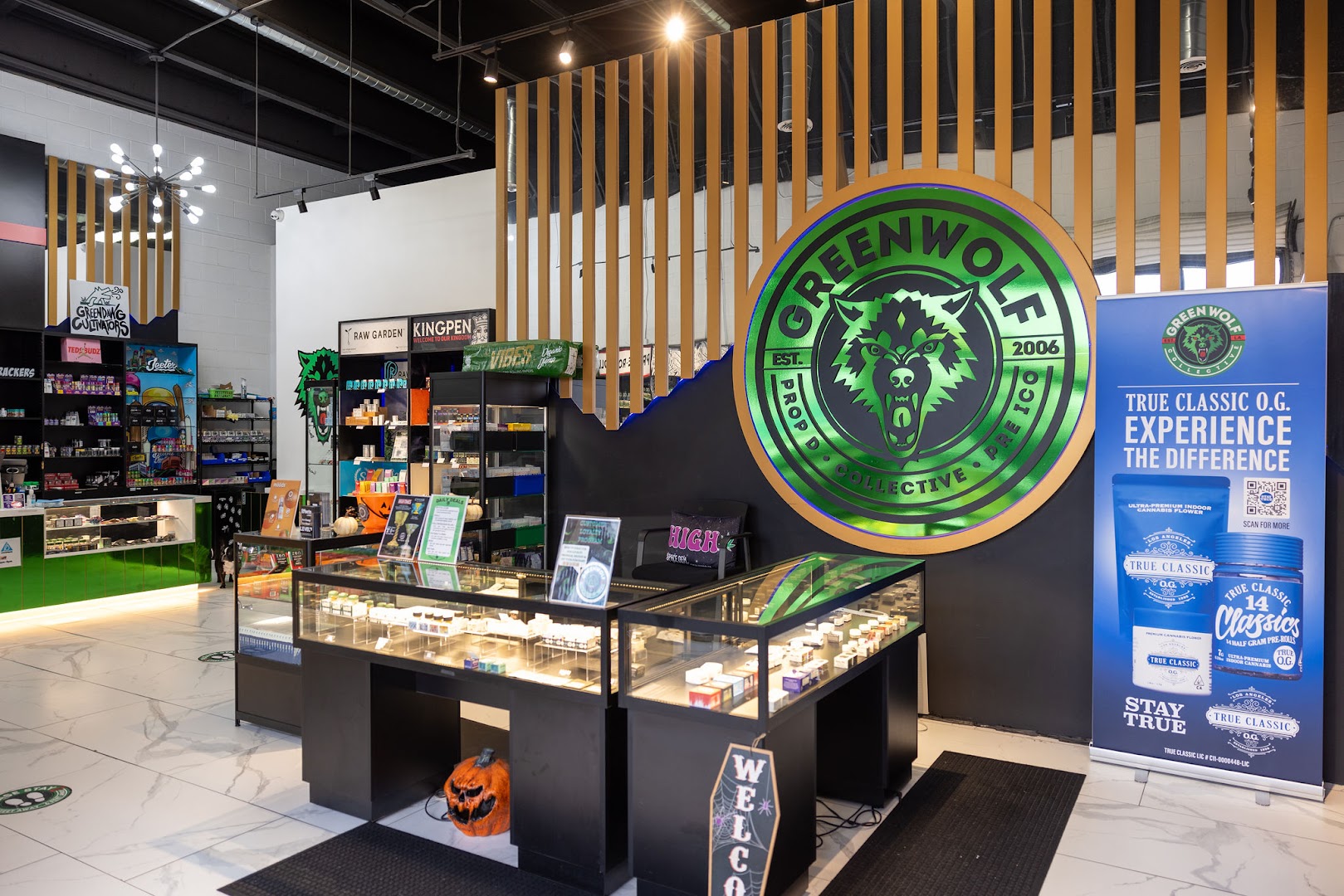 Greenwolf Bellflower photo 2