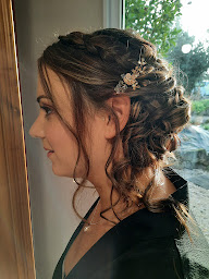 Photo n°8 de M'ton style à Saint-Amand-sur-Sèvre (Salon de coiffure)