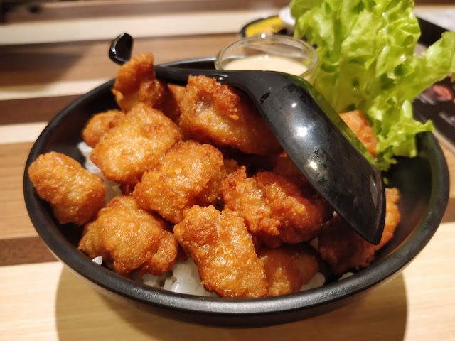Shinkanzen Sushi Siam square