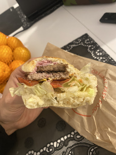 Photo 3 - Le Gourmet Burger