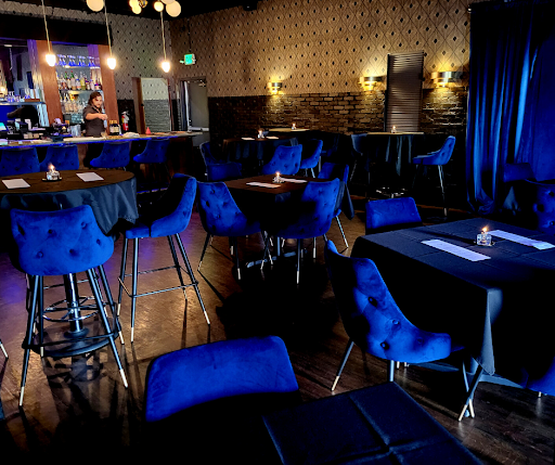 iolite lounge - Visual