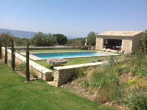 Photo n°4 de Le Paradis de la Piscine Fusion le Thor à Le Thor (Magasin de matériel pour piscines)