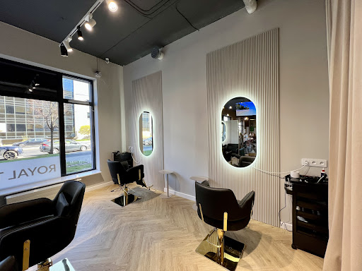 ROYAL TULI - Stylizacja Włosów, Rzęs, Brwi, Manicure, Masaż Kobido , Depilacja woskiem Warszawa