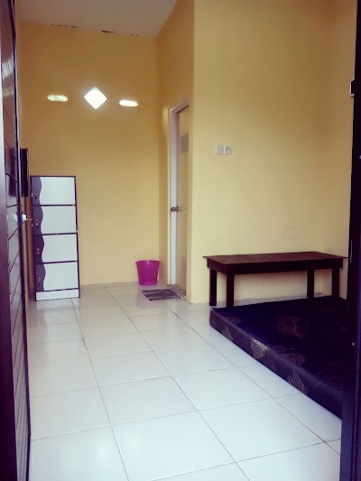 Photos of Kost Pilang Putri "Cak Pen" Homestay