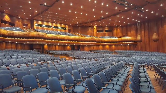Stravinski Auditorium @ 2m2c