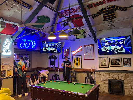 JJ's Looe - Thumbnail