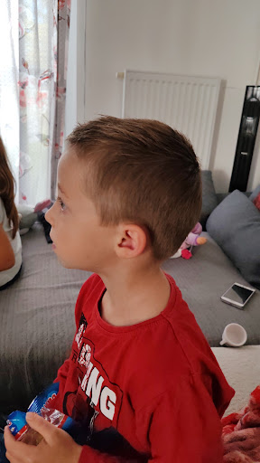 Salon Hair Cut - Thumbnail