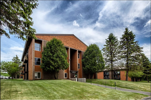 Whispering Woods Apartments