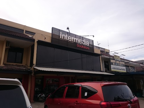 Intermedia Book Store - Harapan Indah, Author: Martinus PK Pohan