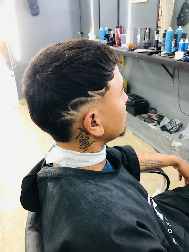 BARBER YUNNILEO