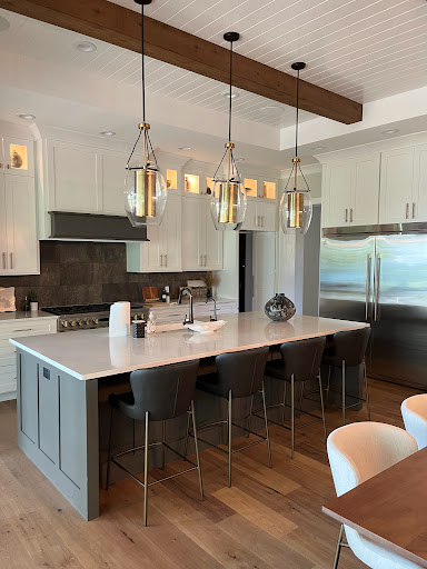 Cross Cabinets - Visual