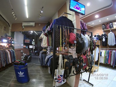 Photos of KNUCKLEHEAD original STORE