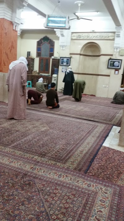 Photos of Com mosque supervision