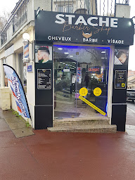 Photo n°2 de Stache barber chop à Suresnes (Salon de coiffure)