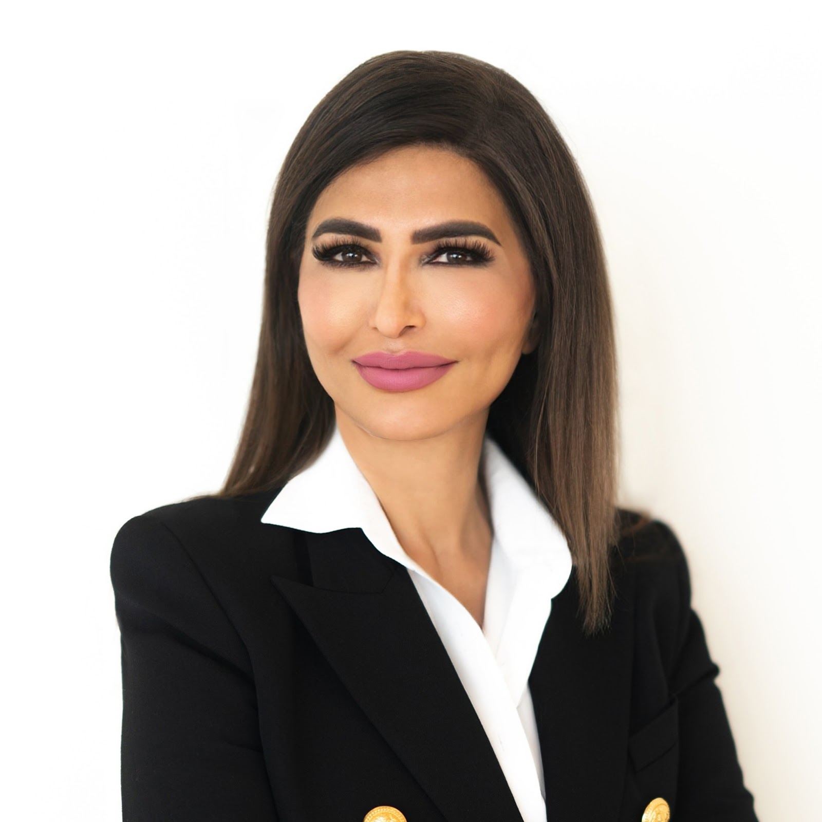 Dr Aparna Devi Gumma - Best Female Gynaecologist in Dubai | High Risk Pregnancy | Menopause | PCOS | Minimal Access Surgery - صورة 4