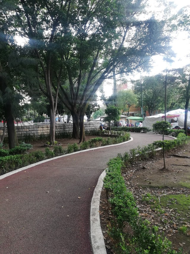 Dr. Ignacio Chávez Garden