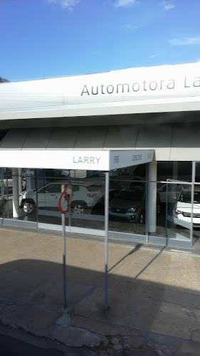 Opiniones de Automotora Larry en Canelones - Tienda de motocicletas