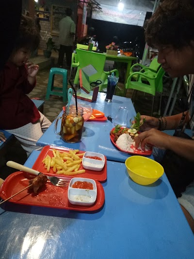 Photos of Warung Kongkow Baradatu