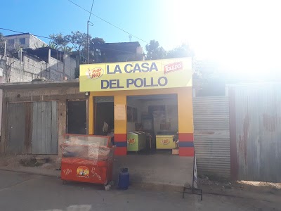Photos of B&aacute;rcena Villa Nueva Park