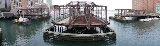 Evelyn Moakley Bridge