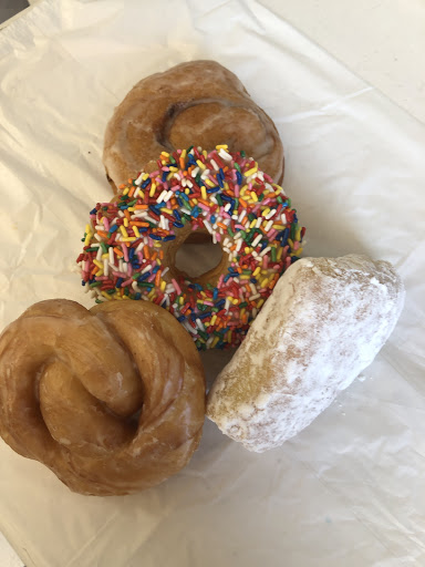 Dot's Pastry Shop - Thumbnail