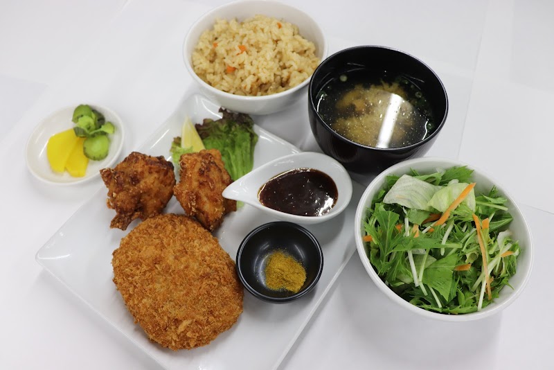 ドライブイン鳥 佐賀店