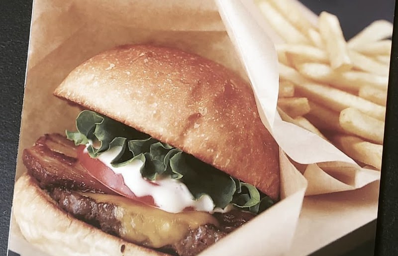 グルメバーガー専門店 MALIBU (マリブ)