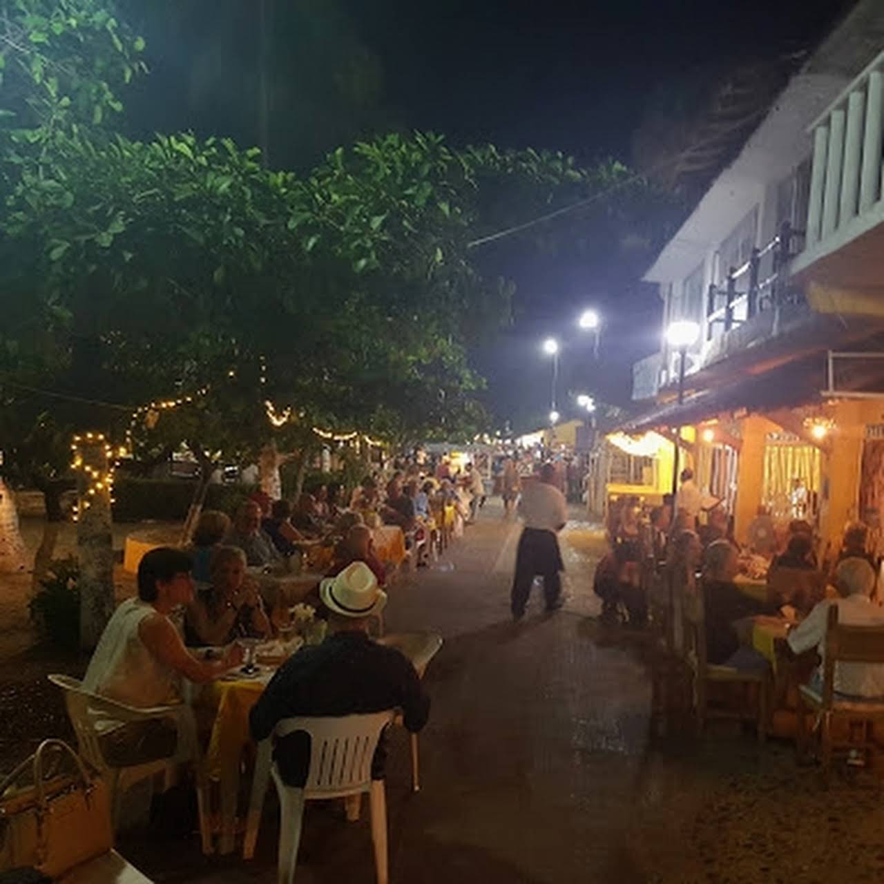 Daniel's mariscos y carnes Restaurante en Centro