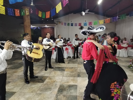 Mariachi Luz De Luna De Poza Rica
