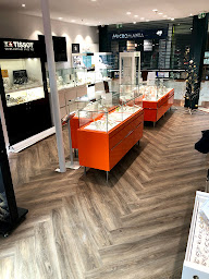 Photo n°5 de SARL MARCILLAC et Fils - Agence de Gironde à Saint-Jean-d'Illac (Décorateur d'intérieur)