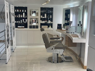 Photo n°3 de DESSANGE - Coiffeur Nice Méridien à Nice (Institut de beauté)
