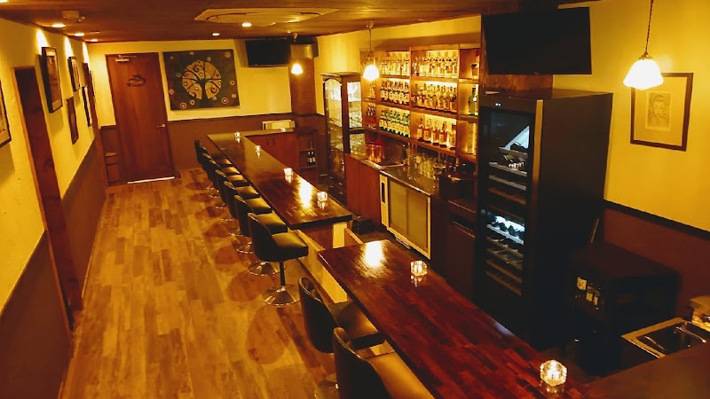 Lady's Bar R (浦和駅ガールズバー)