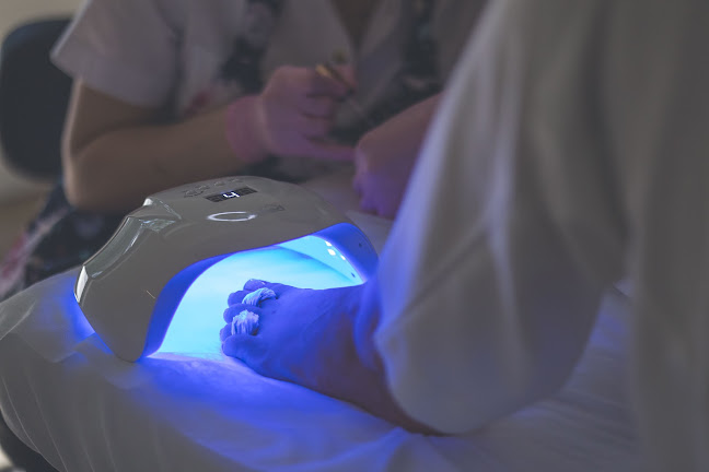 Numer telefony do Karla Des Salon Beauty | Icoone laser med 2
