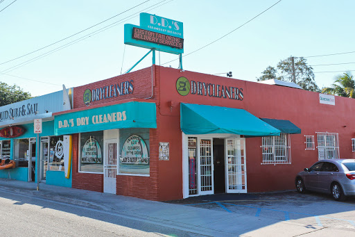 D D's By the Grove Cleaners