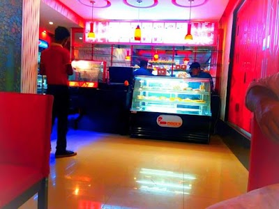Photos of RED CHICK'N-6