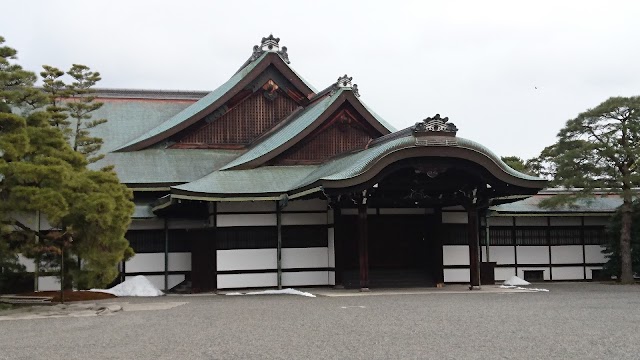 Sentō Imperial Palace