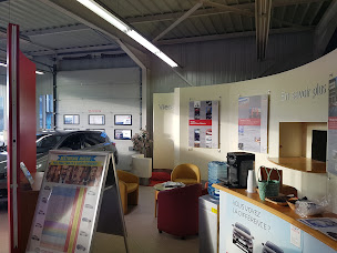 Photo n°9 de Toyota Lyon Est - STAMCAR à Meyzieu (Vendeur de voitures d'occasion)