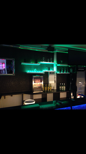 V2 Bar Lounge - Thumbnail