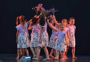 Photo n°3 de Domidanse à Domessargues (École de danse)