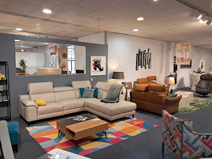 Photo n°33 de Les Experts Meubles Puren à Plouhinec (Magasin de literie)