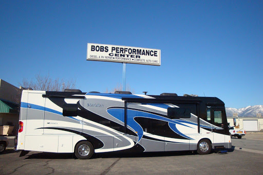 Bob's Performance Center - Visual