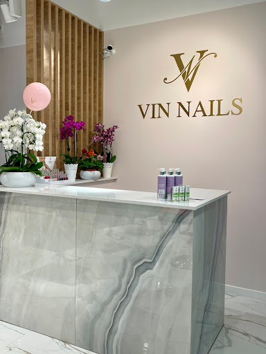 Vin Nails