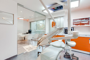 Photo n°13 de Dr Karine AGDERN à Paris (Dentiste cosmétique)