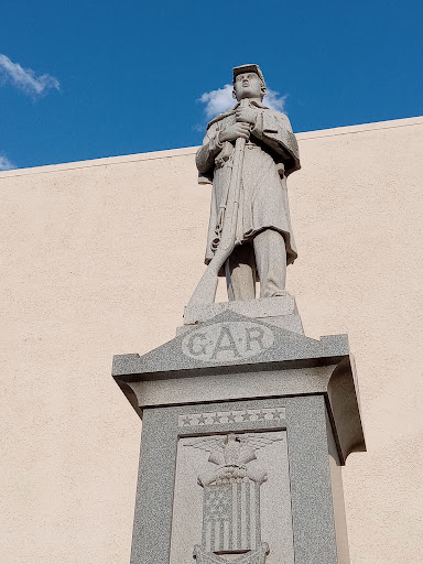 GAR monument - Visual